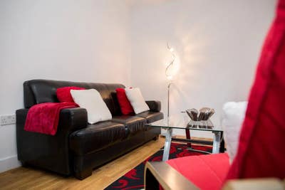 2 Bedroom 2 Bathroom Flat to Rent Main Photo