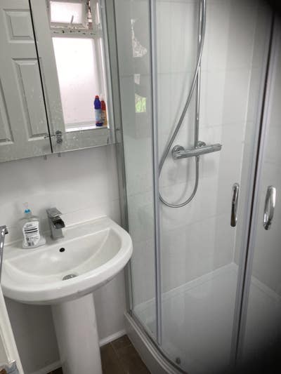 Double room with en-suit  Main Photo