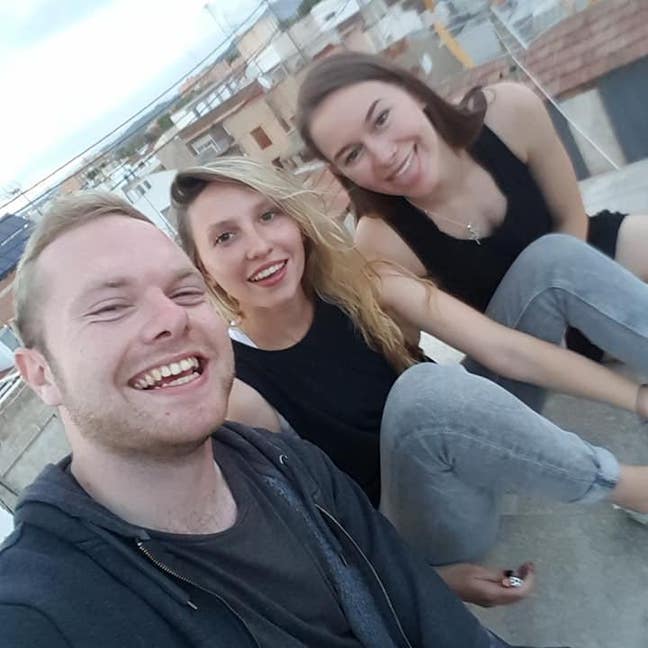 Professional Male 29 seeks a double room Main Photo