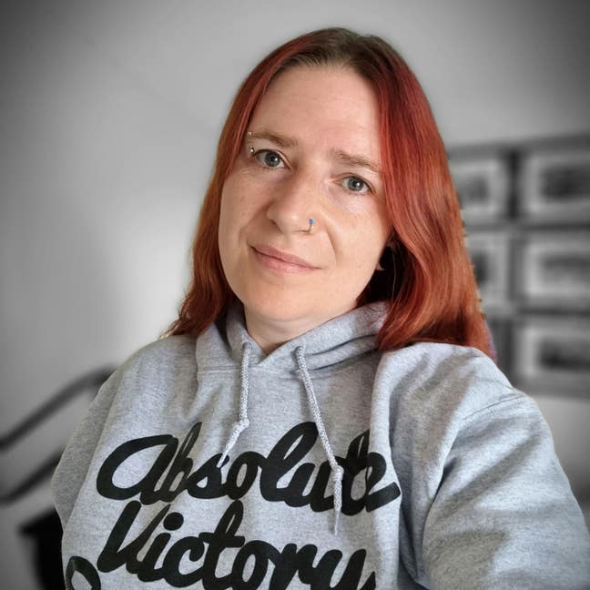 Looking for a a room or buddy up Main Photo