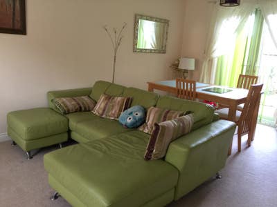 A decent en-suit double room next to the Hospital  Main Photo