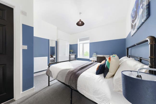 Spacious Ensuite Rooms Now Availble on Arbury Road Main Photo