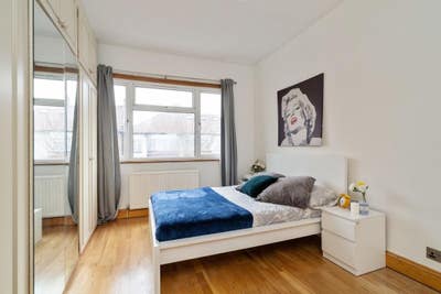 ***Double Room to Rent In Turnpike Lane*** Main Photo