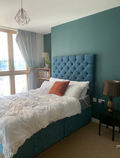 Double Room next to Train Station  Main Photo