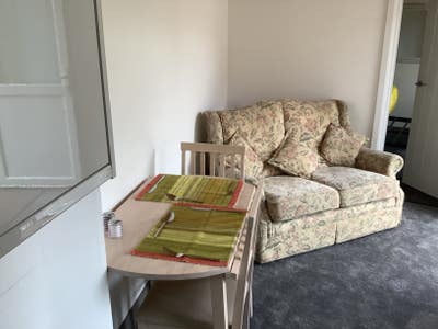 Small 1bed house Main Photo