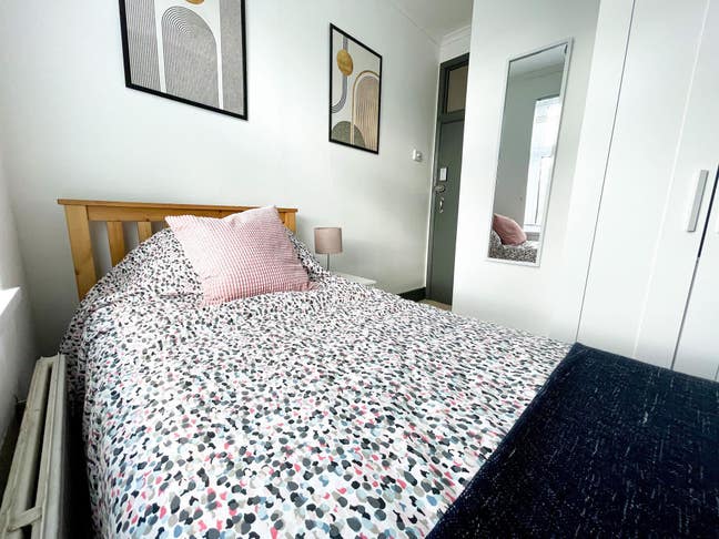 Brand New Double and Single Rooms Main Photo