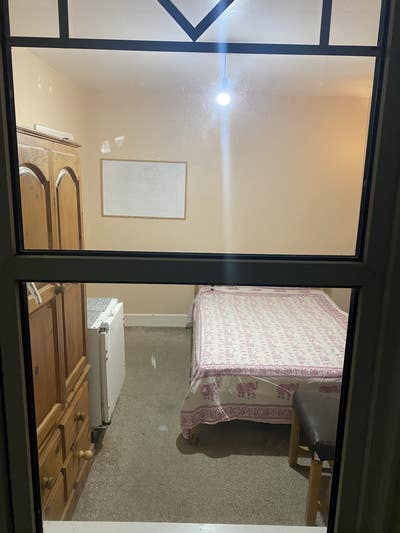 Double room for rent for Female Professional  Main Photo