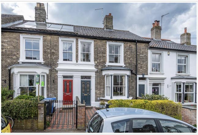 Large double in gorgeous house, all bills included Main Photo