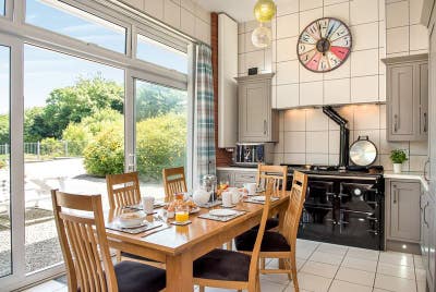 Super single en suite available Main Photo