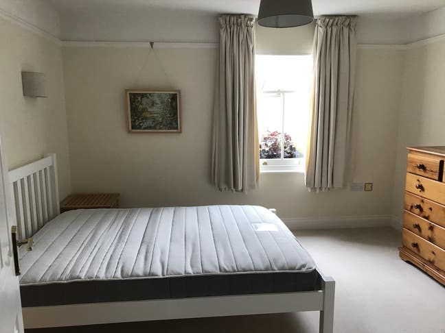 Large fully furnished double room in Cambridge Main Photo