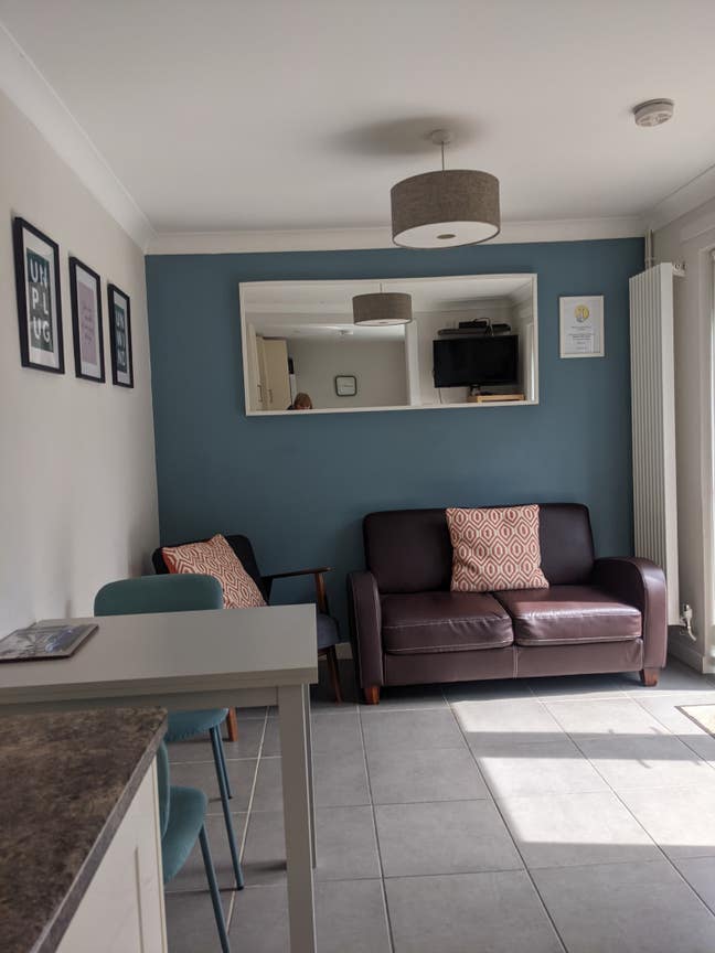 Extra special single room-4 Sharers-Great Location Main Photo