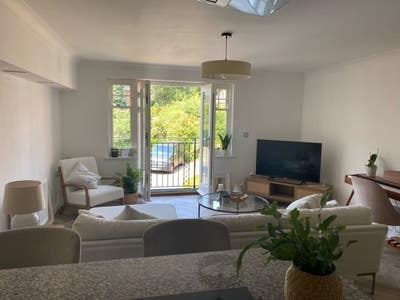 Beautiful apartment in Meyrick Park  Main Photo