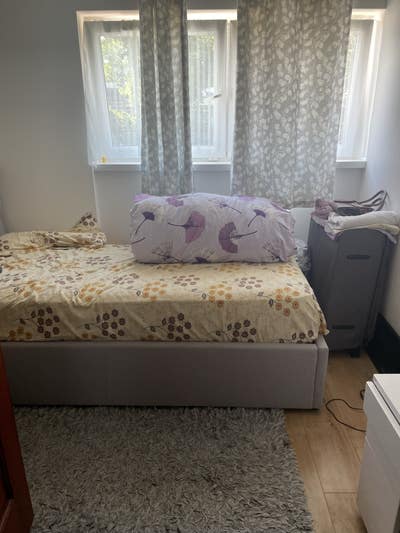 Single Room Available Main Photo