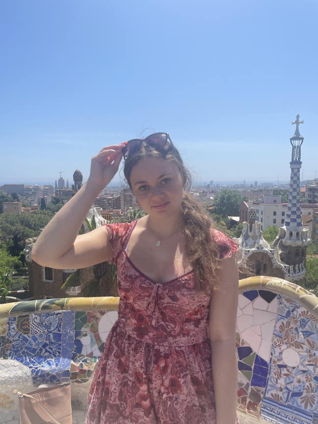 26 year old Female seeks a double room Main Photo