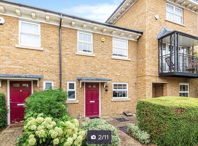 Furnished Room in Peaceful Cowley Rd Home  Main Photo