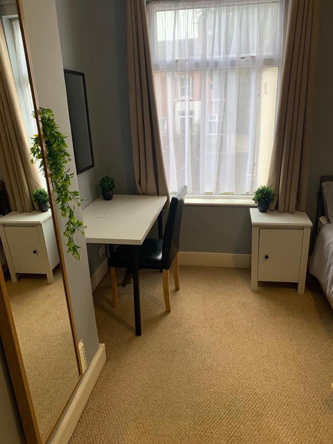 🦅Large double room/NN1/£535/Rear garden view RM🦅 Main Photo
