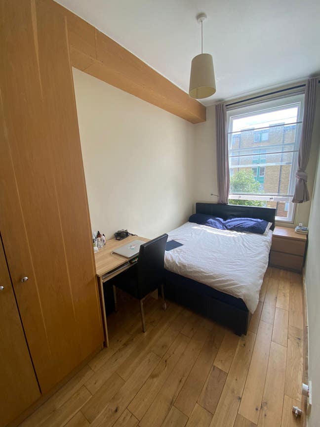 Double room in King's Cross with bills included Main Photo