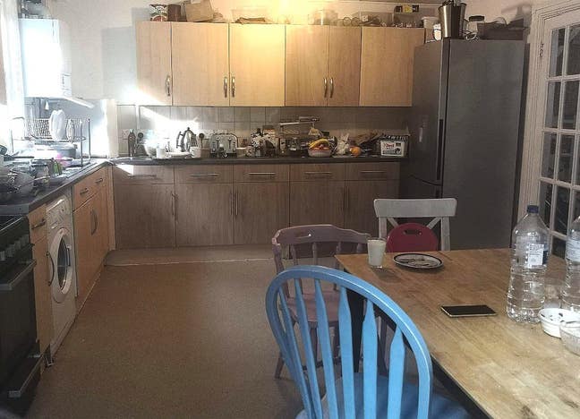 Room near Hampstead heath  Main Photo