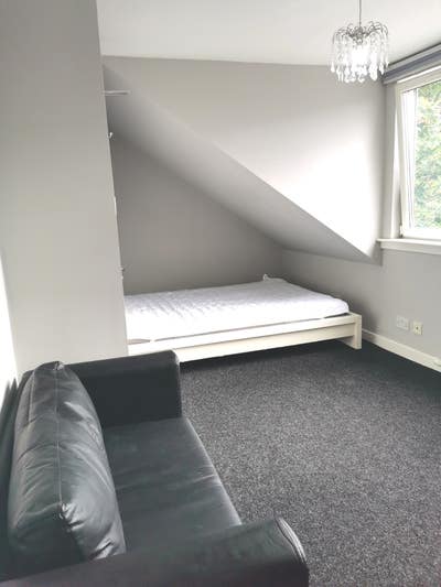 Large Attic Room in Flatshare ALL Bills Inc  Main Photo