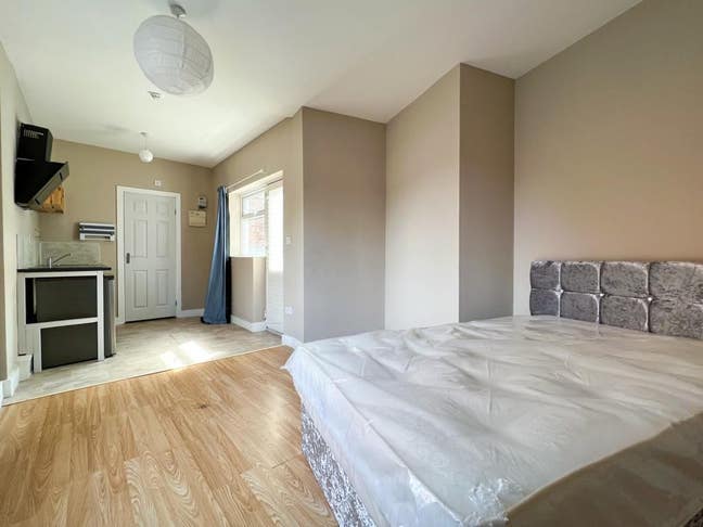 54 Norwood Road - Available Now Main Photo
