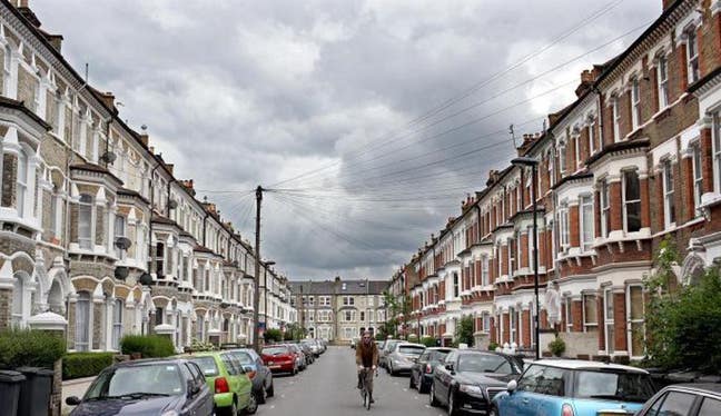 All Inclusive Studio Flat in Clapham North Main Photo