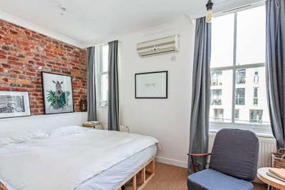 Beautiful flat in the heart of New Cross Main Photo