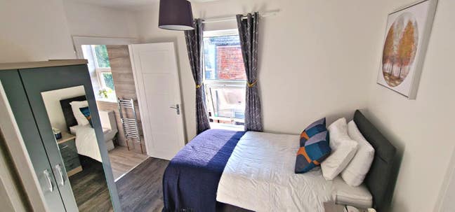 New - Refurbished Property - Rooms Going Fast! Main Photo
