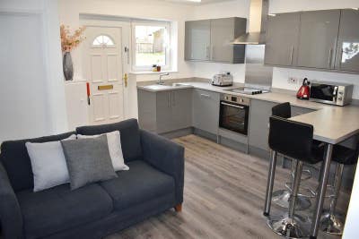  City centre bedroom all bills included  Main Photo