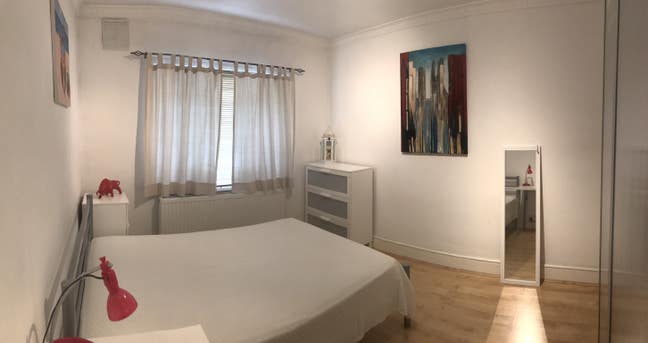 Large Double Bedroom in Uxbridge town centre  Main Photo