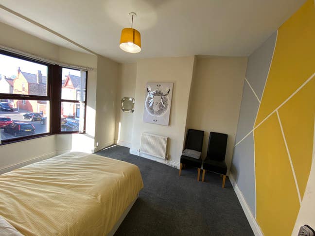 4 bedroom 2 bathrooms House or 4 Rooms for Rent  Main Photo