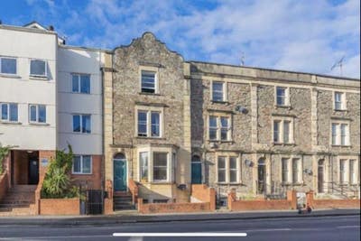 Characterful spacious Victorian one bedroom flat  Main Photo
