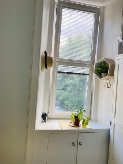 Cozy double room in EH3  - avail from now Main Photo