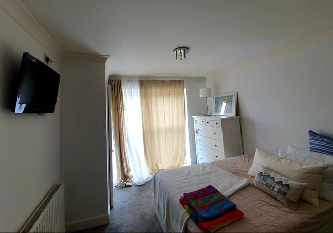 Weekend only rent double room Main Photo