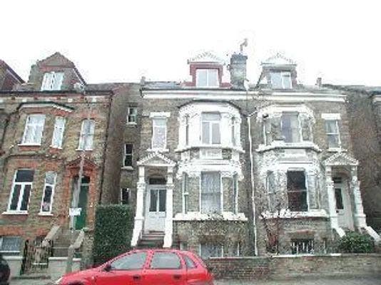 3 Rooms for rent in victorian house in Putney Main Photo
