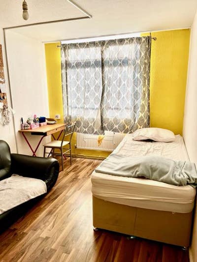 Big Single Room Available in Central London Main Photo