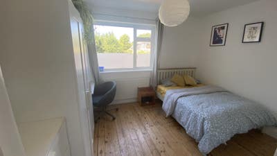 Double room - weeknights only - Tele Hill (Zone 2) Main Photo