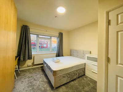 💎Nice King Size Room💎 Acton Central Bill Inc  Main Photo