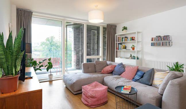 Zone 2 - Double Room Main Photo