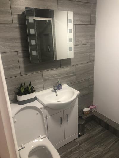 Room available from July Main Photo