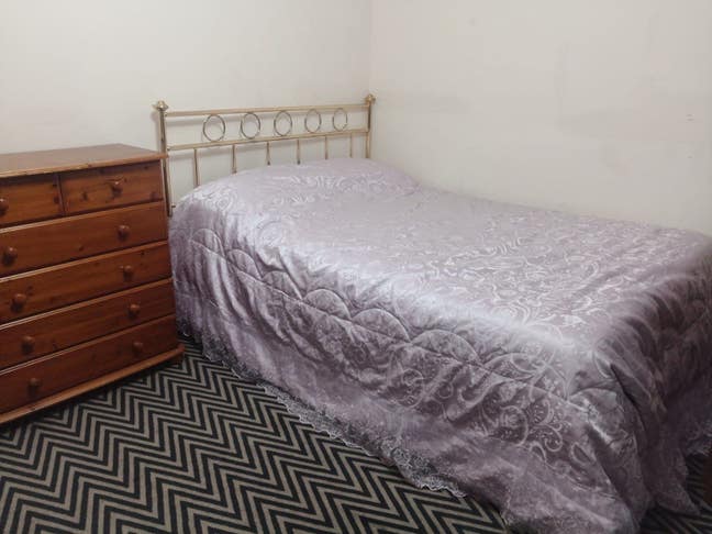 Private and nice room available Main Photo