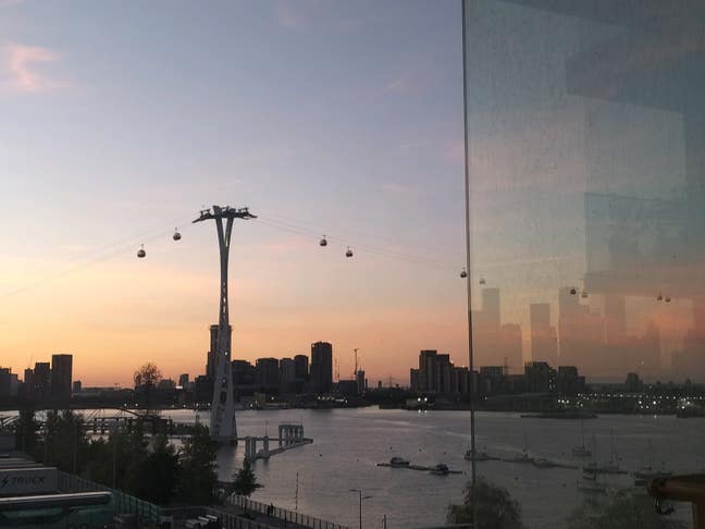 Furnished master double bedroom next to O2 Main Photo