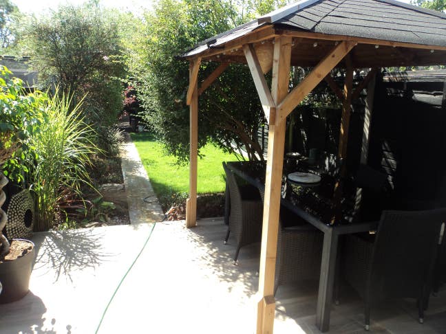 Modern Home with a Room to Rent in Bexleyheath Main Photo