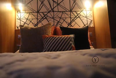 Rare find! Luxury En-Suite Available Now  Main Photo