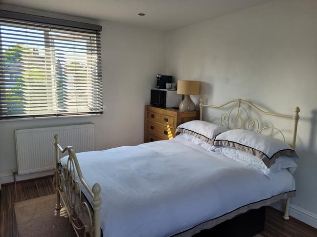 Double Bedroom with Own Bathroom Main Photo