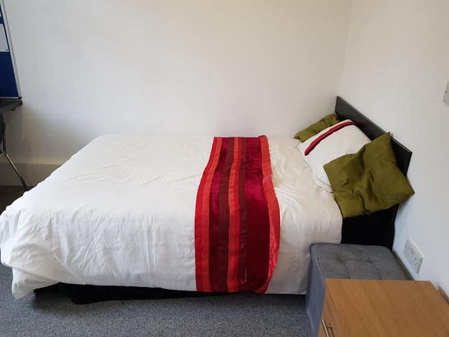 Studio Apartment Off London Road Main Photo