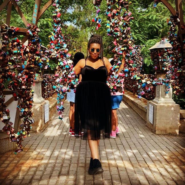 1 room sought female Main Photo