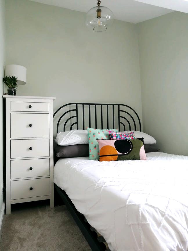 Sea Front Apartment - flatmate required ☺️ Main Photo