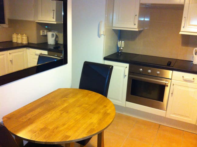 Single room with garden, Free cleaning service  Main Photo