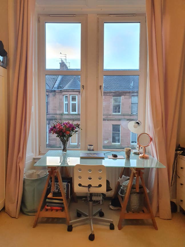 Sunny, airy, beautiful west end flat  Main Photo