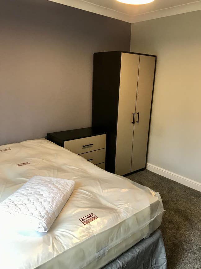 A double ensuite room, inclusive of bills. Main Photo
